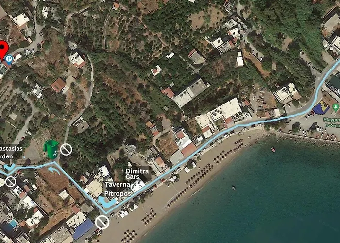 Sylvia\'S Beach House In Stegna